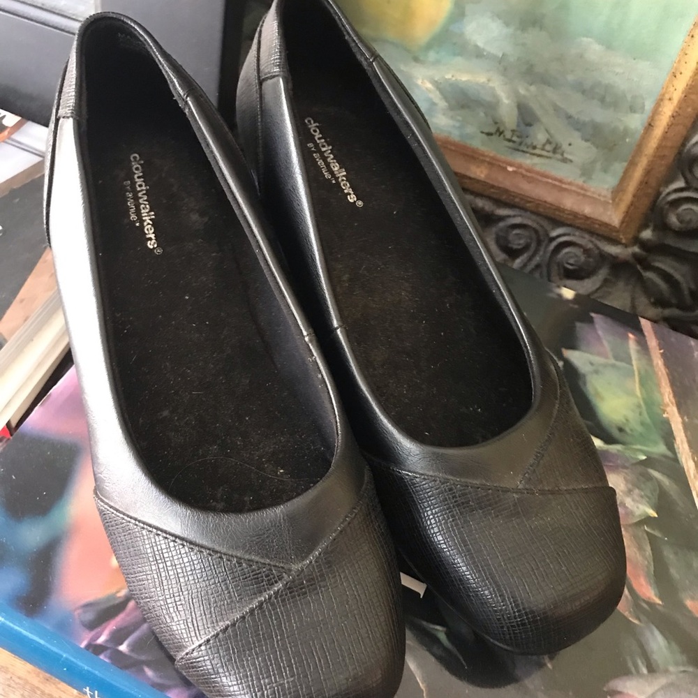 Cloud Walker wedge heel cross front design sz 9 blk